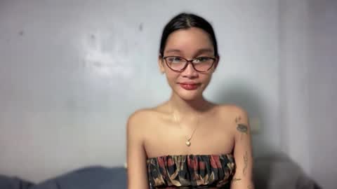 Snapshot of babynexy69 chatting on November 2025 04:25:02 AM Nexie online show from November 2025 04:25:02 AM