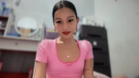 Snapshot of babynexy69 chatting on November 2025 04:12:01 AM Nexie online show from November 2025 04:12:01 AM