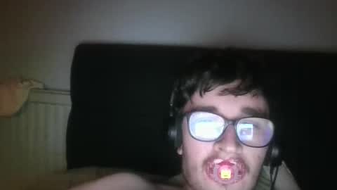 babyrandy1997 online show from October 2025 07:11:01 PM