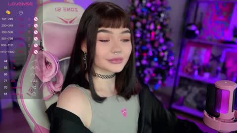 Snapshot of babyroxynill chatting on December 2024 11:03:02 PM Nika online show from December 2024 11:03:02 PM