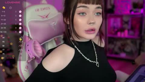 Nika online show from January 2025 10:46:02 PM