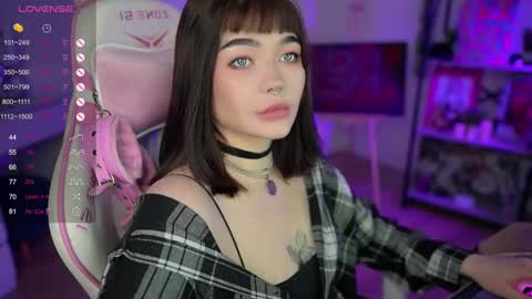 Nika online show from January 2025 11:07:01 PM