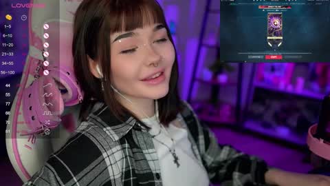 Snapshot of babyroxynill chatting on February 2025 01:40:01 AM Nika online show from February 2025 01:40:01 AM