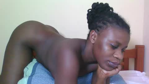 PRISCILLAH online show from December 2025 07:54:02 PM