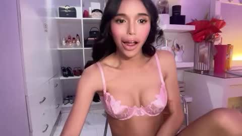 Snapshot of babysabrinaxx chatting on February 2026 09:32:01 PM babysabrinaxx online show from February 2026 09:32:01 PM