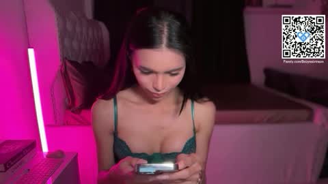 Snapshot of babysabrinaxx chatting on March 2026 02:04:01 AM babysabrinaxx online show from March 2026 02:04:01 AM