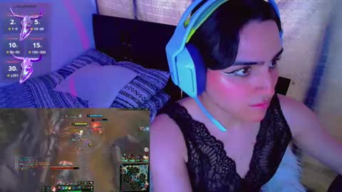 Snapshot of babysofix_ chatting on January 2025 06:18:01 PM babysofix_ online show from January 2025 06:18:01 PM