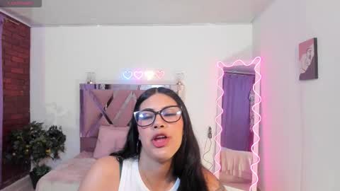  VENU  online show from March 2026 03:31:01 AM