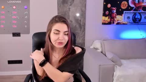 Snapshot of babyy_doll chatting on December 2024 08:09:02 AM JOIN FAN CLUB TO GET MY CONTENT FOR FREE online show from December 2024 08:09:02 AM