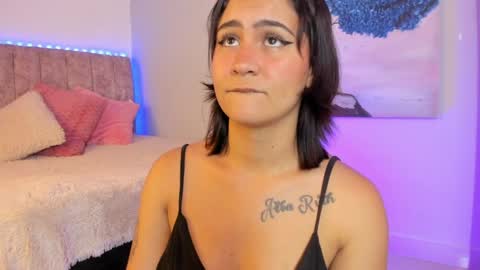 Snapshot of babyysnake chatting on April 2026 02:27:02 AM daya independent model online show from April 2026 02:27:02 AM