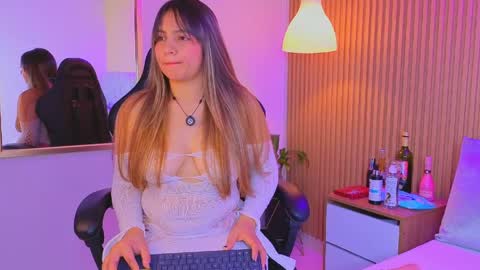 babyzahara online show from May 2026 11:18:02 AM