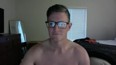 Snapshot of backsweatdaddy chatting on November 2025 11:27:01 PM backsweatdaddy online show from November 2025 11:27:01 PM