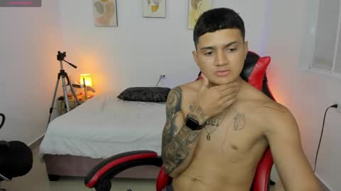 bad_boy__777 online show from April 2026 10:11:01 PM
