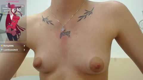 Snapshot of bad_giirl__ chatting on October 2025 07:36:02 PM Anna online show from October 2025 07:36:02 PM