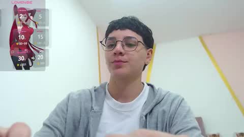 Anna online show from November 2025 06:21:02 PM