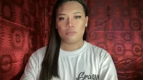 AMARA - FOLLOW ME AND THUMBS UP online show from June 2026 12:22:01 AM