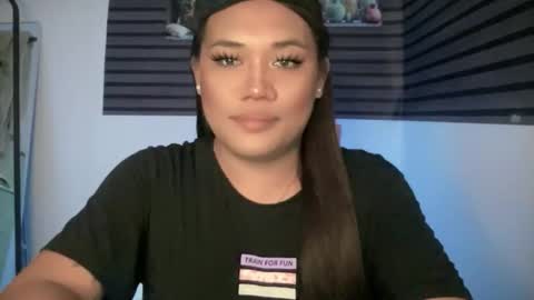 AMARA - FOLLOW ME AND THUMBS UP online show from June 2026 02:53:01 AM