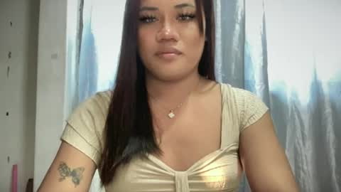 AMARA - FOLLOW ME AND THUMBS UP online show from June 2026 10:34:02 PM