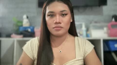 AMARA - FOLLOW ME AND THUMBS UP online show from June 2026 01:26:02 AM