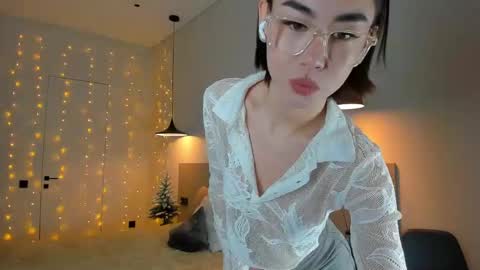 Snapshot of badasianbaby chatting on January 2025 09:05:01 PM Anel online show from January 2025 09:05:01 PM