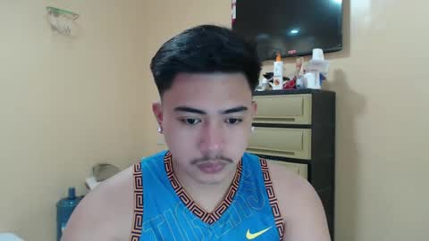 Snapshot of badboy_hanns chatting on December 2024 05:43:01 AM HANNS online show from December 2024 05:43:01 AM