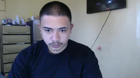 Snapshot of badboy_hanns chatting on January 2025 02:54:01 AM HANNS online show from January 2025 02:54:01 AM