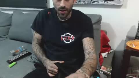 BadCouple  online show from February 2025 02:29:02 AM