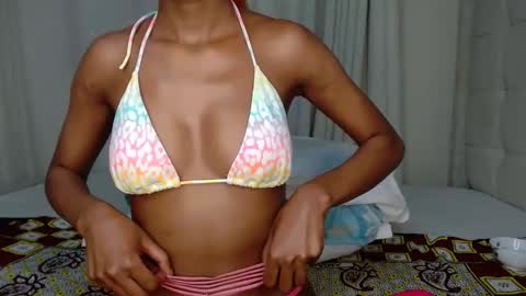 Snapshot of baddie_caramell chatting on September 2025 01:27:02 AM baddie_caramell online show from September 2025 01:27:02 AM