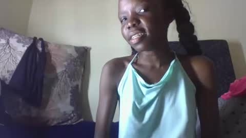 baddie_floxxy online show from April 2026 06:58:01 PM