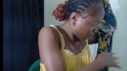 baddiebitchx online show from April 2026 10:07:02 PM