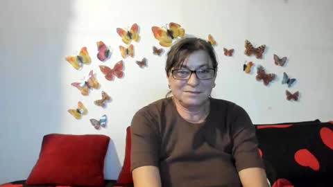 Snapshot of badgg chatting on December 2024 02:54:02 PM Gina online show from December 2024 02:54:02 PM