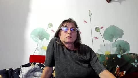 Snapshot of badgg chatting on October 2025 03:46:02 PM Gina online show from October 2025 03:46:02 PM