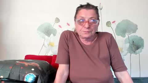 Snapshot of badgg chatting on March 2026 02:10:01 PM Gina online show from March 2026 02:10:01 PM