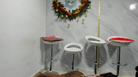 Snapshot of badgirls_000 chatting on December 2024 02:22:02 PM candy and dayan online show from December 2024 02:22:02 PM