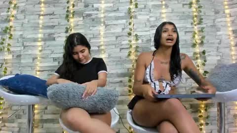 Snapshot of badgirls_000 chatting on March 2025 12:31:01 AM candy and dayan online show from March 2025 12:31:01 AM