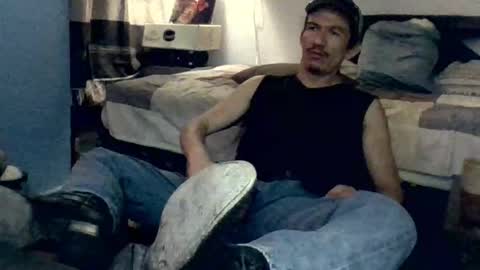 Mexican livin Off the Wall online show from October 2025 03:17:01 AM