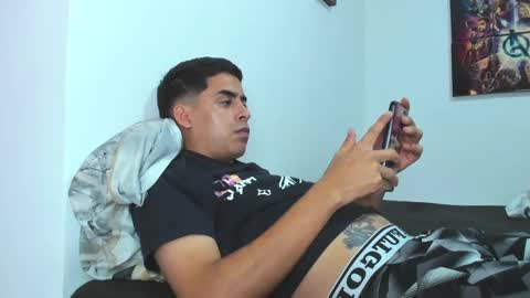 Snapshot of badjuanhot chatting on December 2024 07:37:02 AM Juan Help us reach 100 likes online show from December 2024 07:37:02 AM