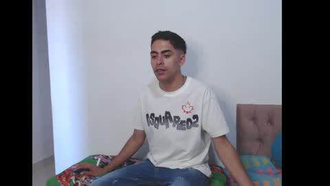 Snapshot of badjuanhot chatting on January 2025 12:23:01 PM Juan Help us reach 100 likes online show from January 2025 12:23:01 PM