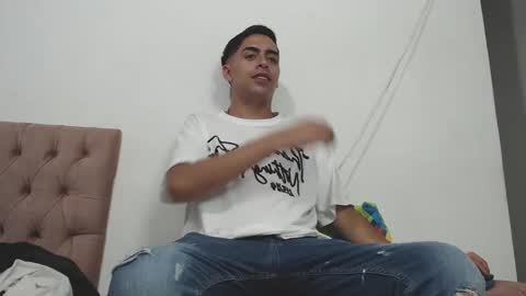 Snapshot of badjuanhot chatting on January 2025 05:19:01 AM Juan Help us reach 100 likes online show from January 2025 05:19:01 AM