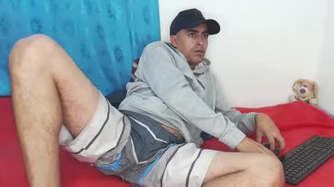 Snapshot of badjuanhot chatting on February 2025 03:16:01 PM Juan Help us reach 100 likes online show from February 2025 03:16:01 PM