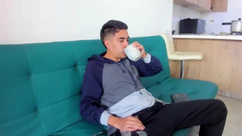 Snapshot of badjuanhot chatting on September 2025 01:16:02 PM Juan Help us reach 100 likes online show from September 2025 01:16:02 PM