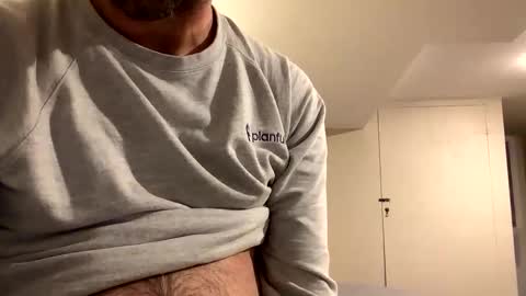 badtwister online show from December 2025 06:01:02 AM