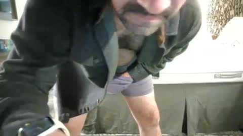 badtwister online show from April 2026 03:01:01 AM