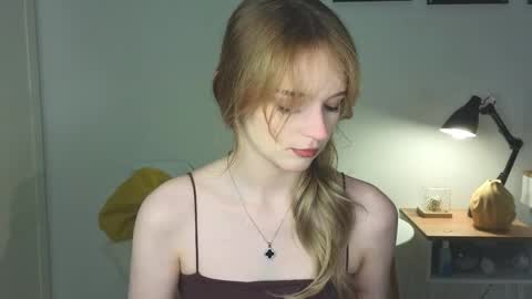 Kate online show from April 2026 04:04:02 PM