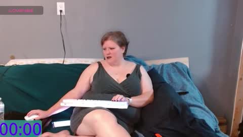 Bagel  Havix online show from November 2025 03:23:01 PM