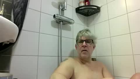 baggelina75 online show from February 2026 04:27:02 PM