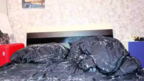 holly online show from March 2026 03:38:02 PM