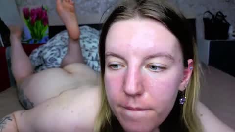 holly online show from April 2026 03:36:01 PM