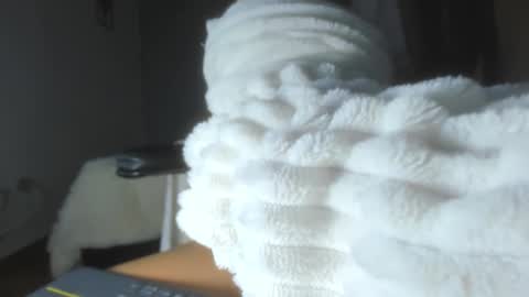 IM BAILEY online show from September 2025 12:12:02 AM