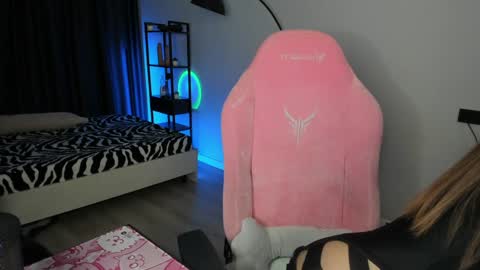 Snapshot of baklajan1907 chatting on February 2025 10:55:01 PM Baklajan online show from February 2025 10:55:01 PM